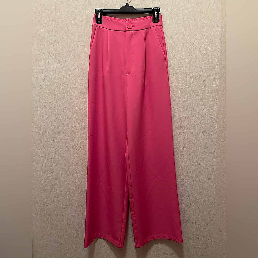NWOT Stradivarius Hot Pink Trousers